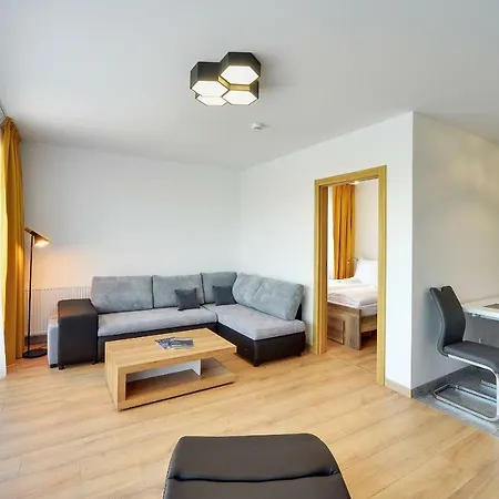 Nowoczesne I Stylowe Sun Seasons 24 W Karpaczu Z Parkingiem By Renters Daire *